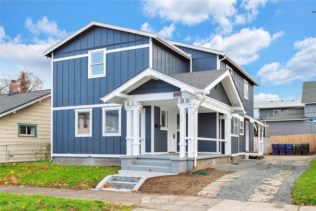 1318 8th Street - Photo 1