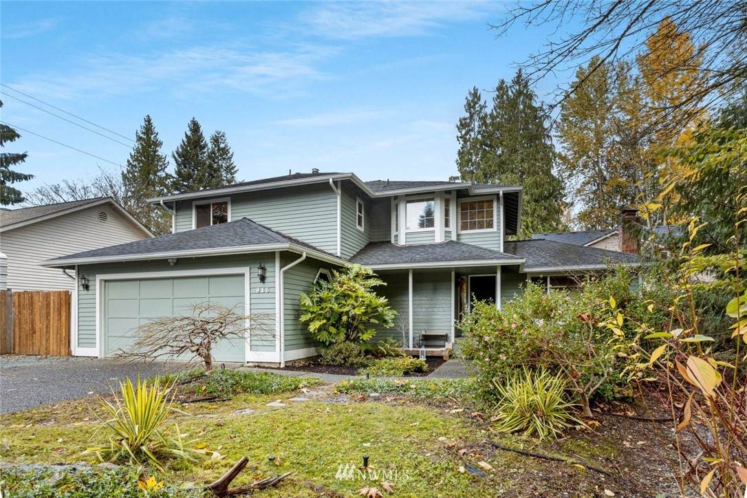 915 215th Street - Photo 1