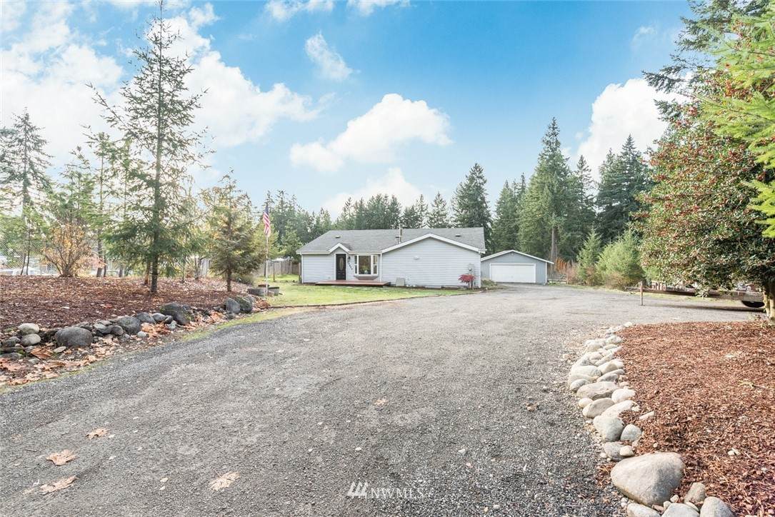 20802 92nd Ave E - Photo 1