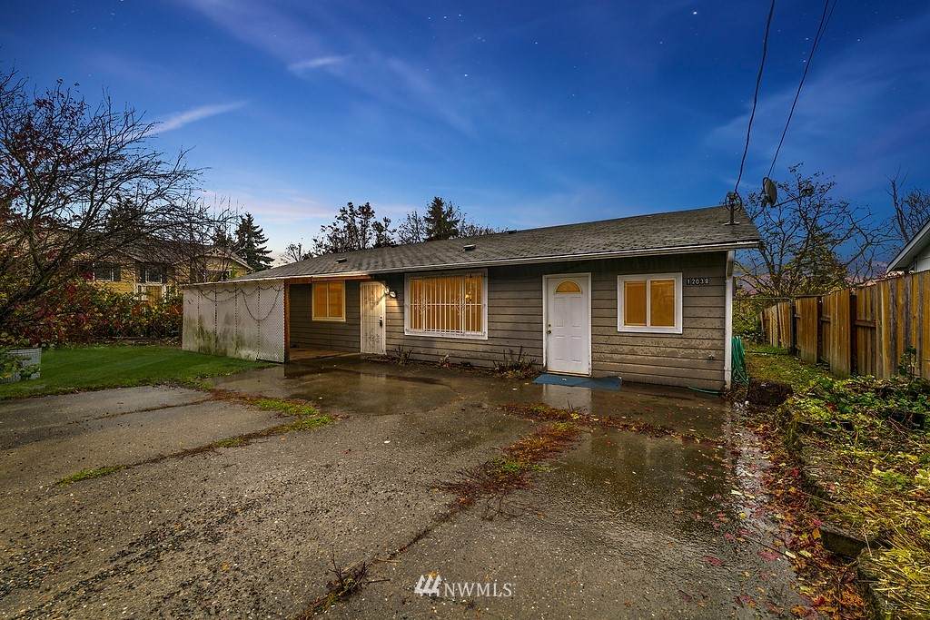 12038 16th Avenue - Photo 1