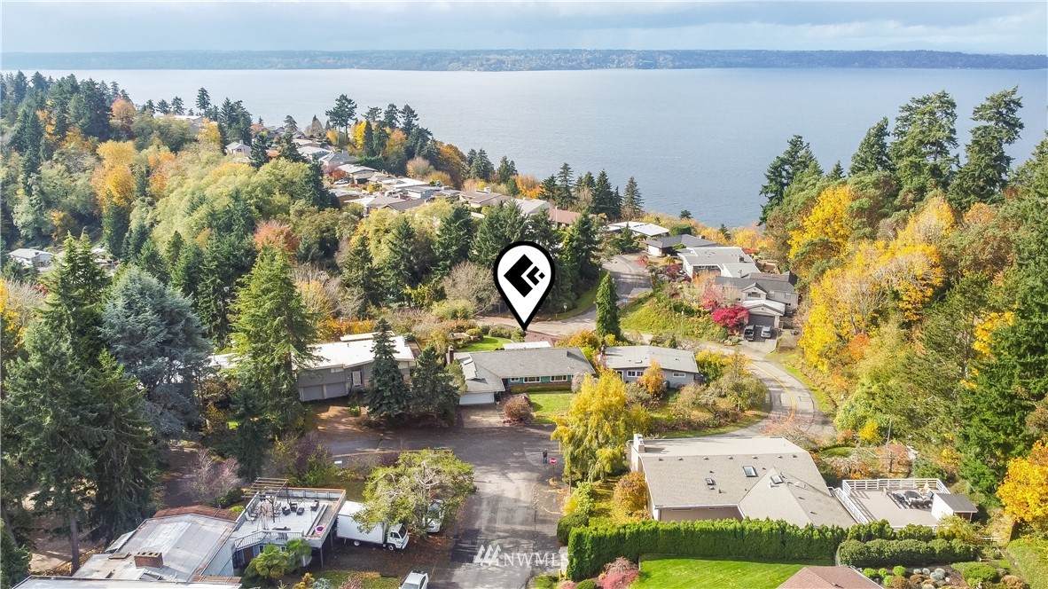 13701 16th Avenue - Photo 1