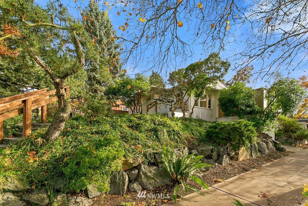 1703 73rd Street - Photo 1