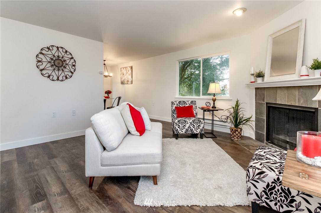 10925 208th Street - Photo 1