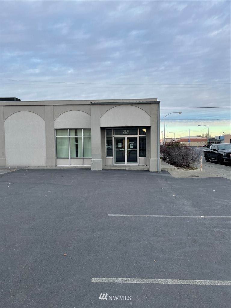 210 3rd Ave Suite A - Photo 1