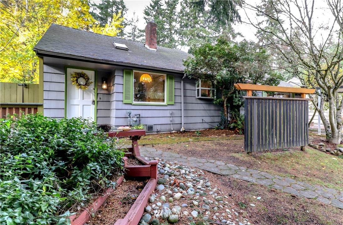 15743 Ashworth Ave - Photo 1