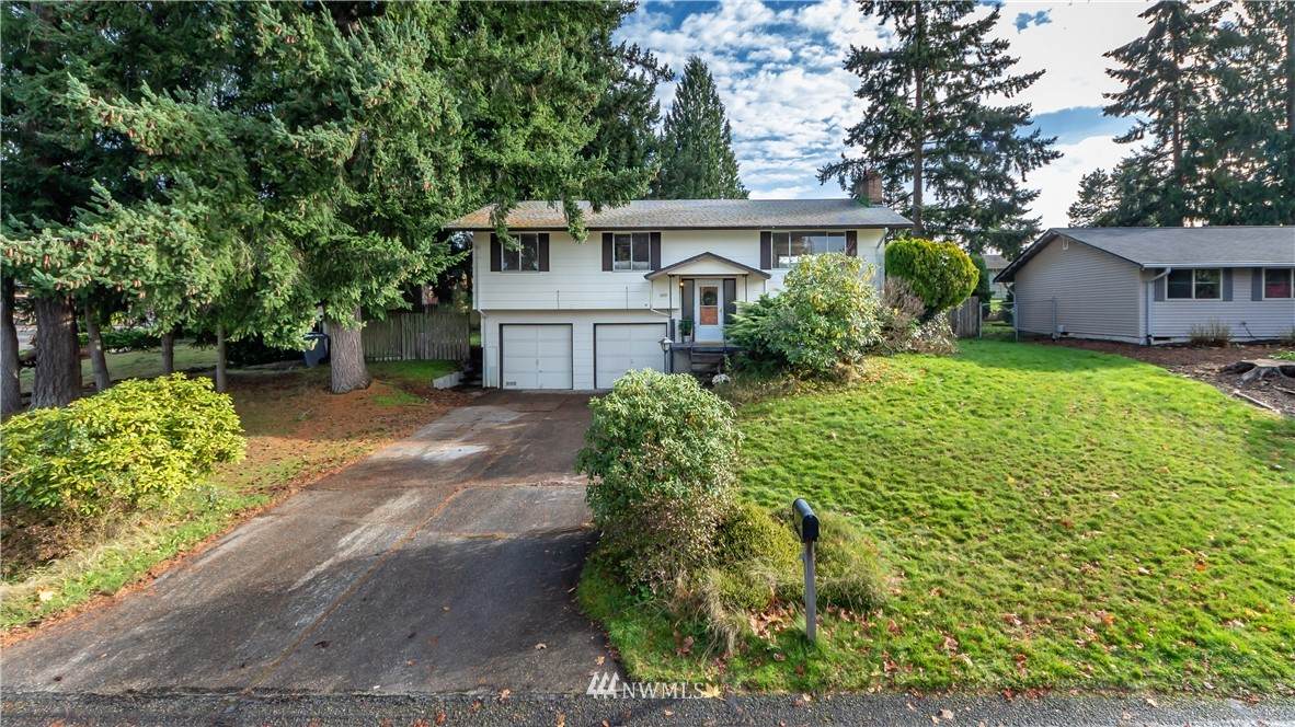 10101 109th Avenue - Photo 1