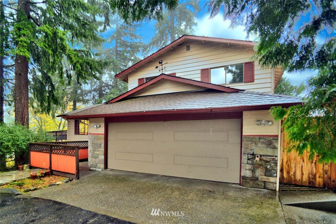4659 169th Street - Photo 1