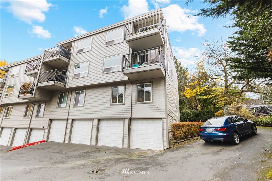 4100 Lake Washington Boulevard - Photo 1