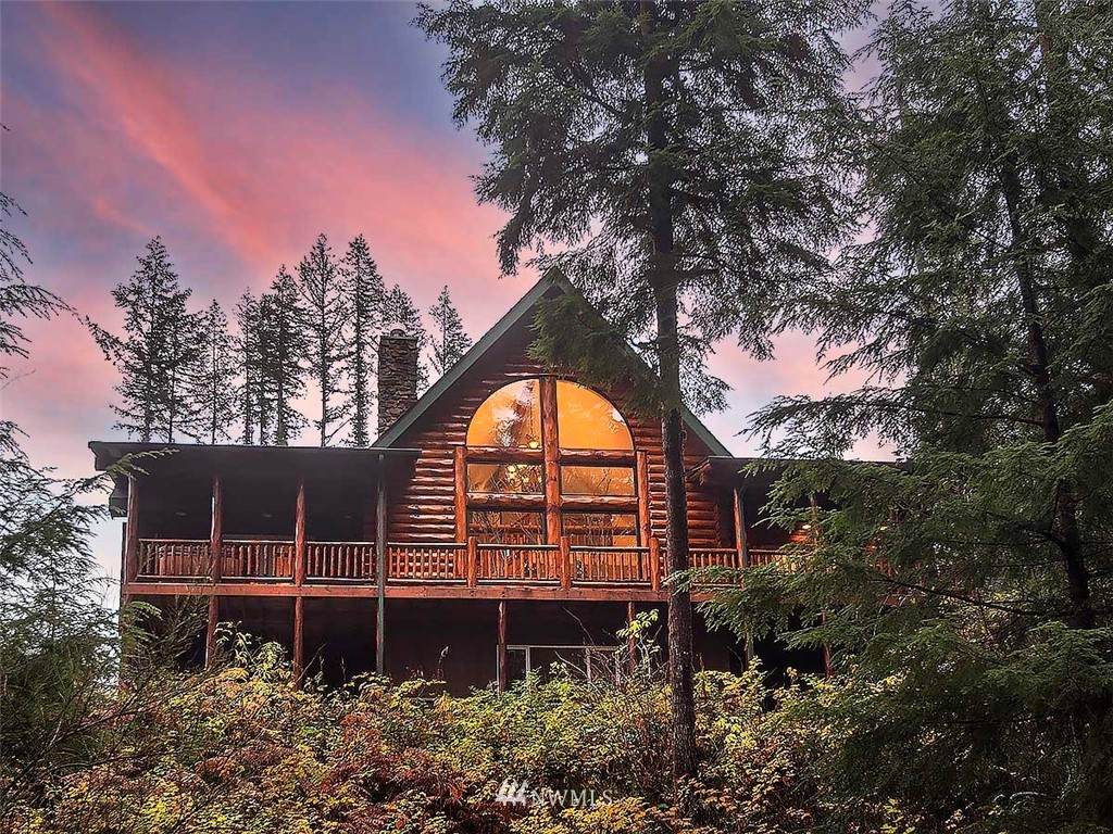 5529 Woods Creek Road - Photo 1