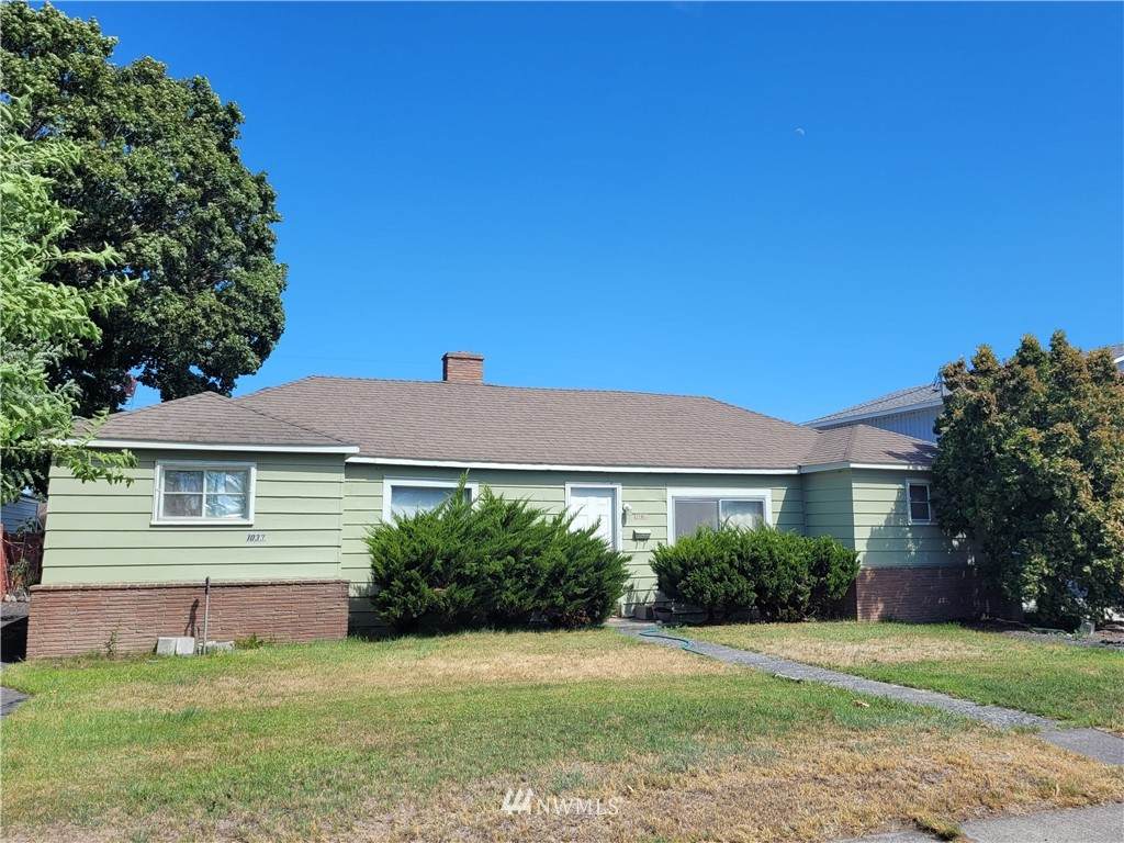 1035 Columbia Avenue - Photo 1