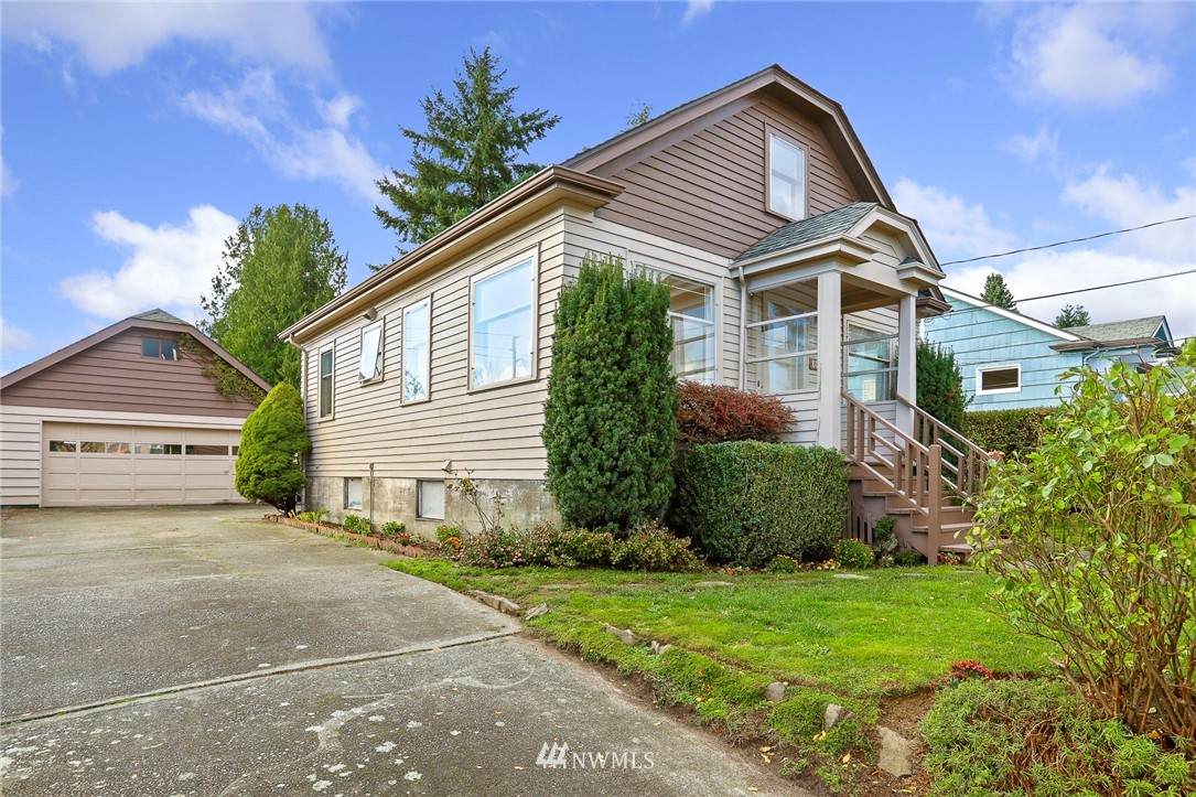 8007 10th Avenue - Photo 1