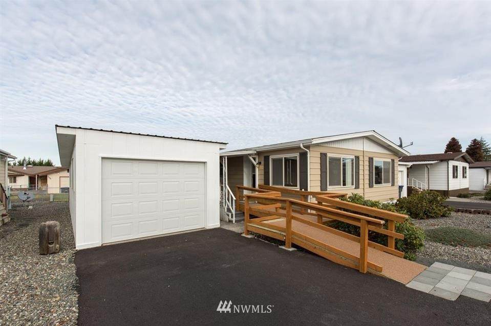 301 Seventh Avenue - Photo 1