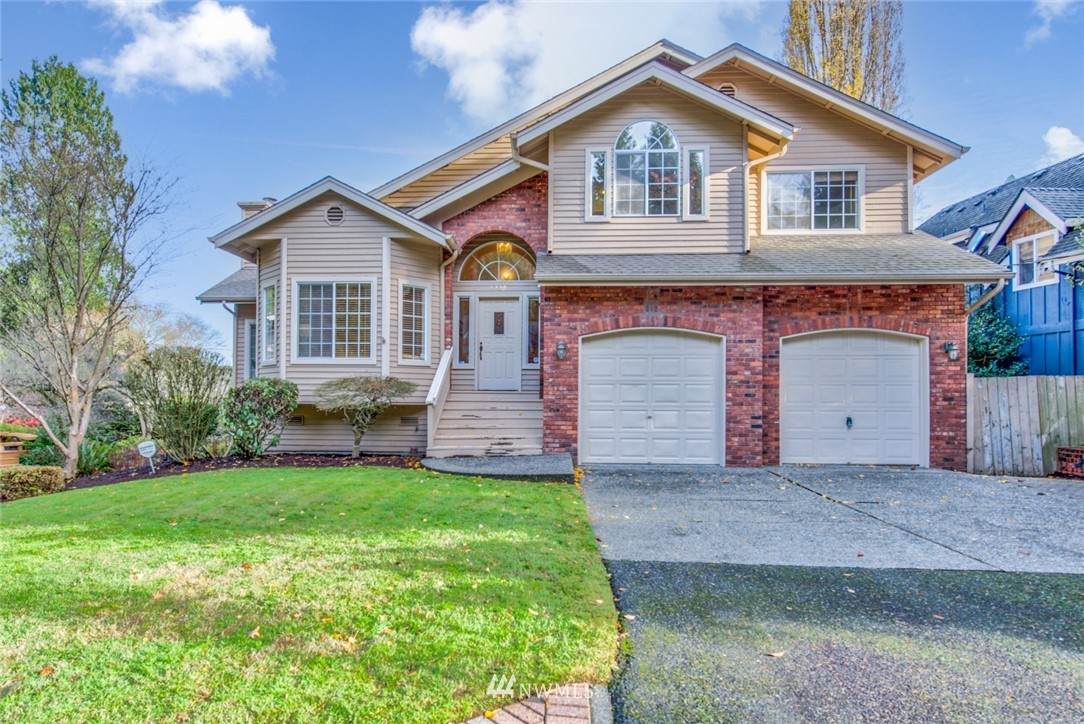 9220 Matthews Avenue - Photo 1