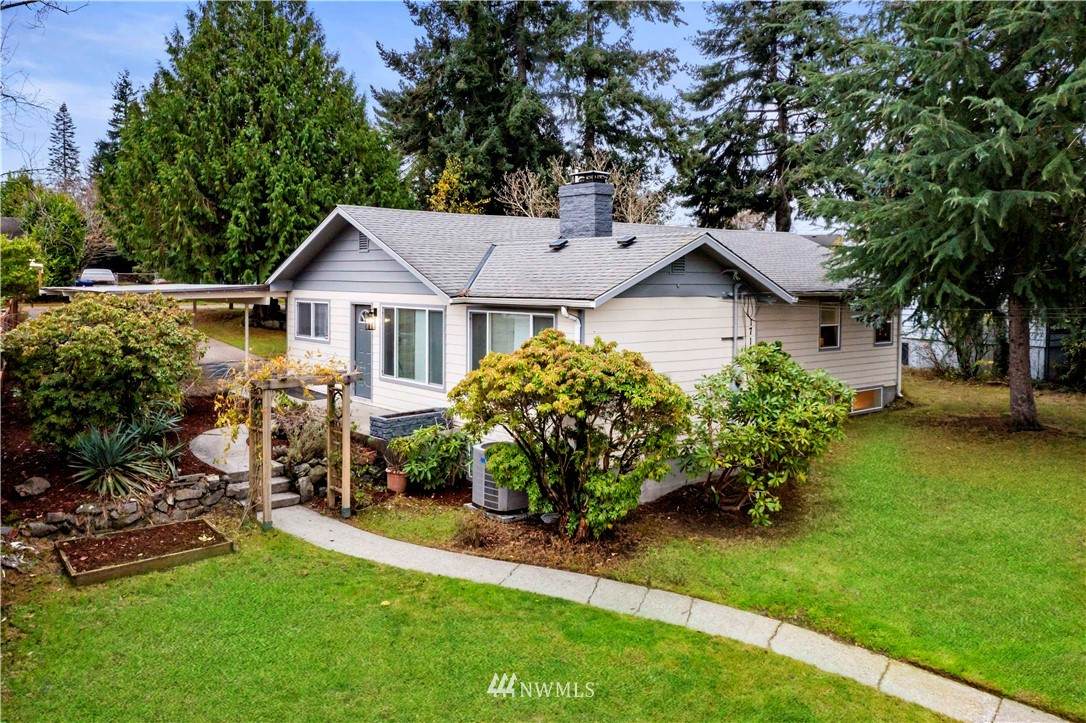 1719 Narrows Drive - Photo 1