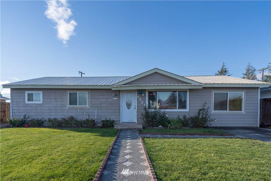 4324 Star Drive - Photo 1
