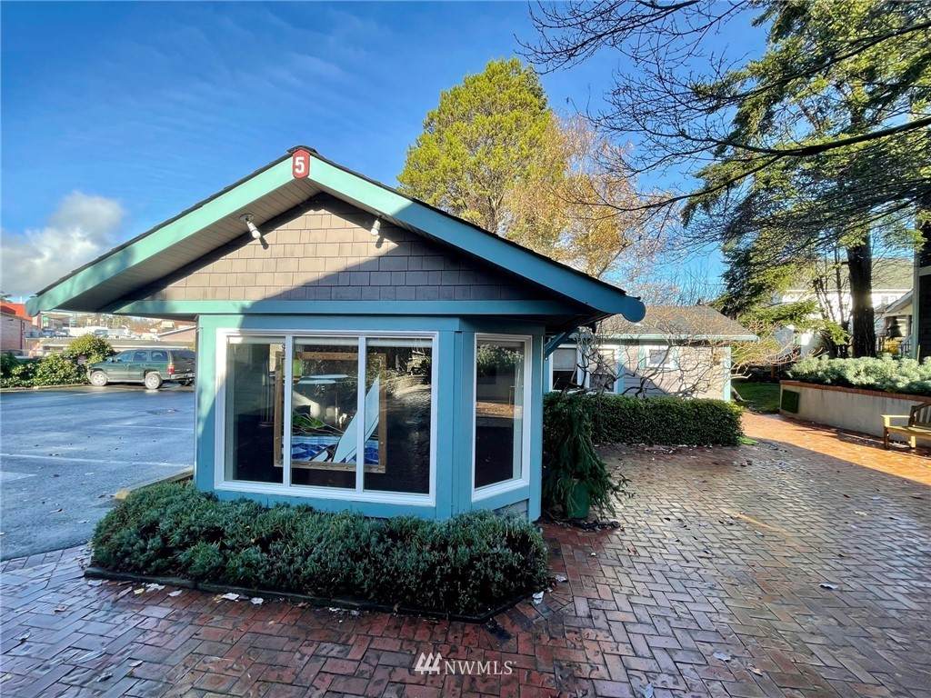 90 Nichols Street - Photo 1