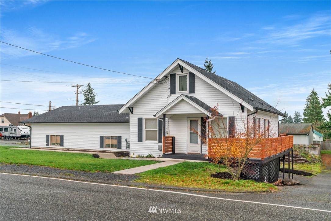 6611 Wetmore Avenue - Photo 1
