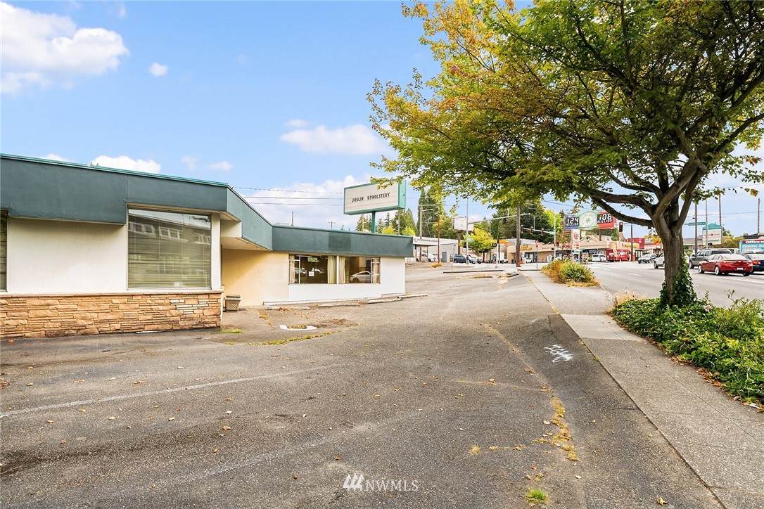 10439 Holman Road - Photo 1