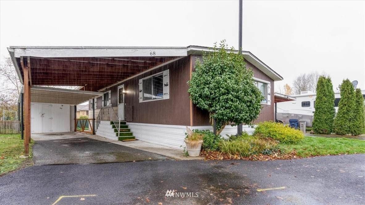 14322 Admiralty Way - Photo 1