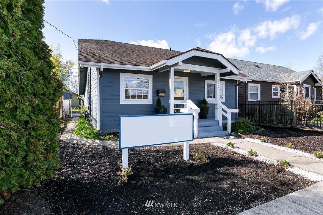 2309 Kulshan Street - Photo 1