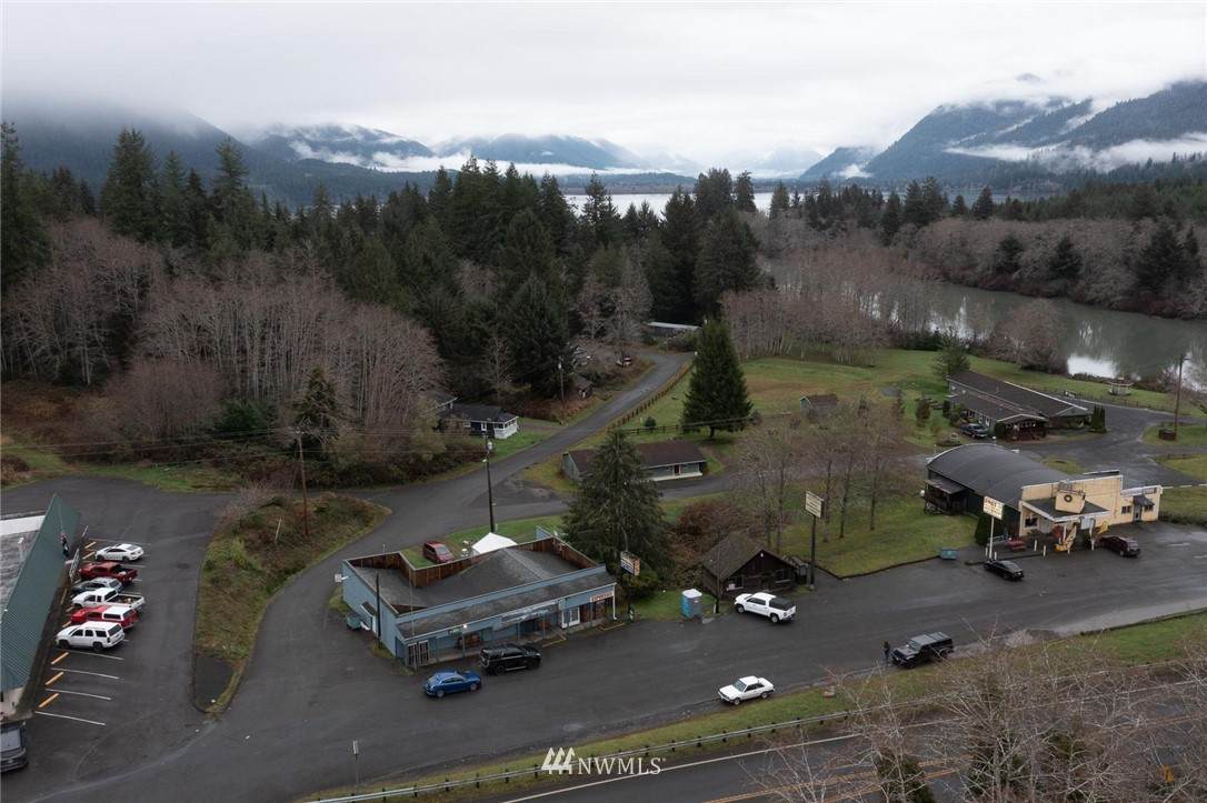 6088 Us Highway 101 - Photo 1