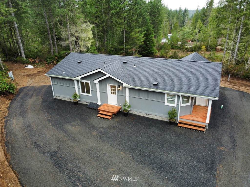 1111 Hurd Road - Photo 1