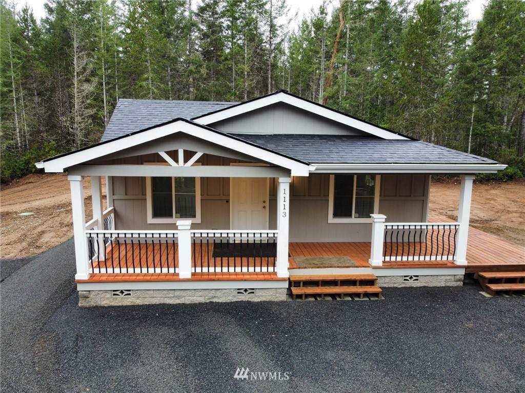 1113 Hurd Road - Photo 1
