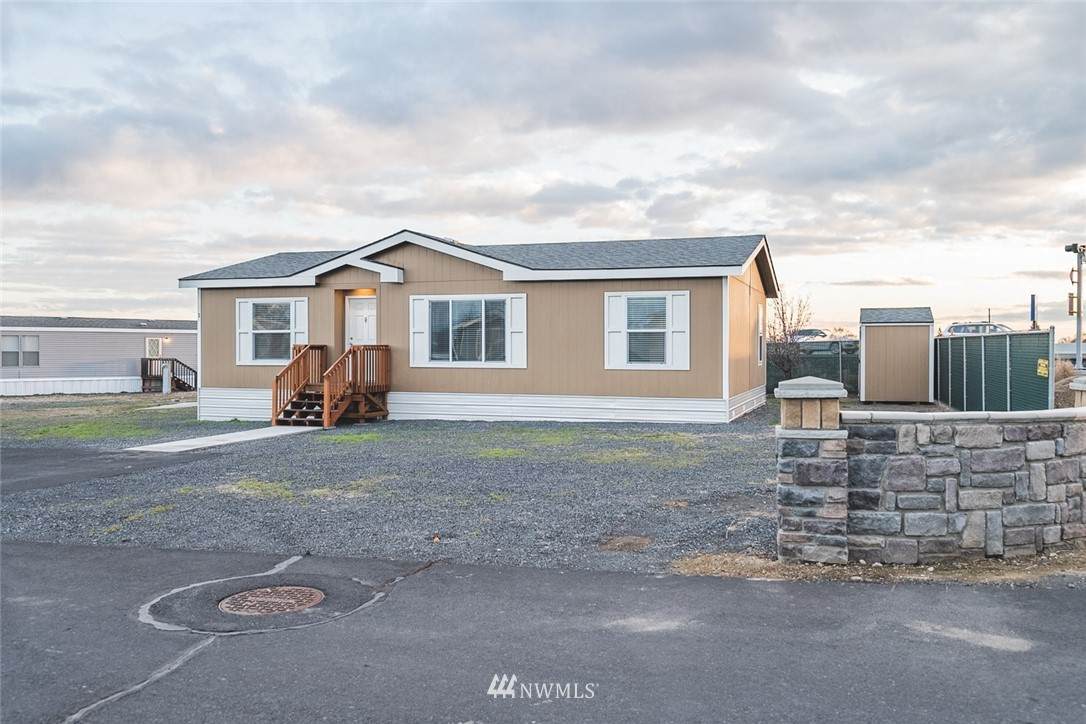 4727 Owens Road - Photo 1