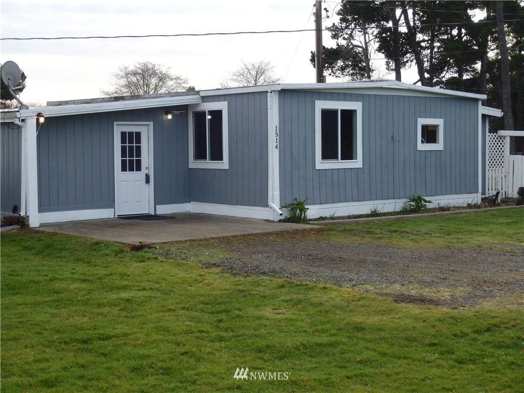 1514 Washington Avenue - Photo 1