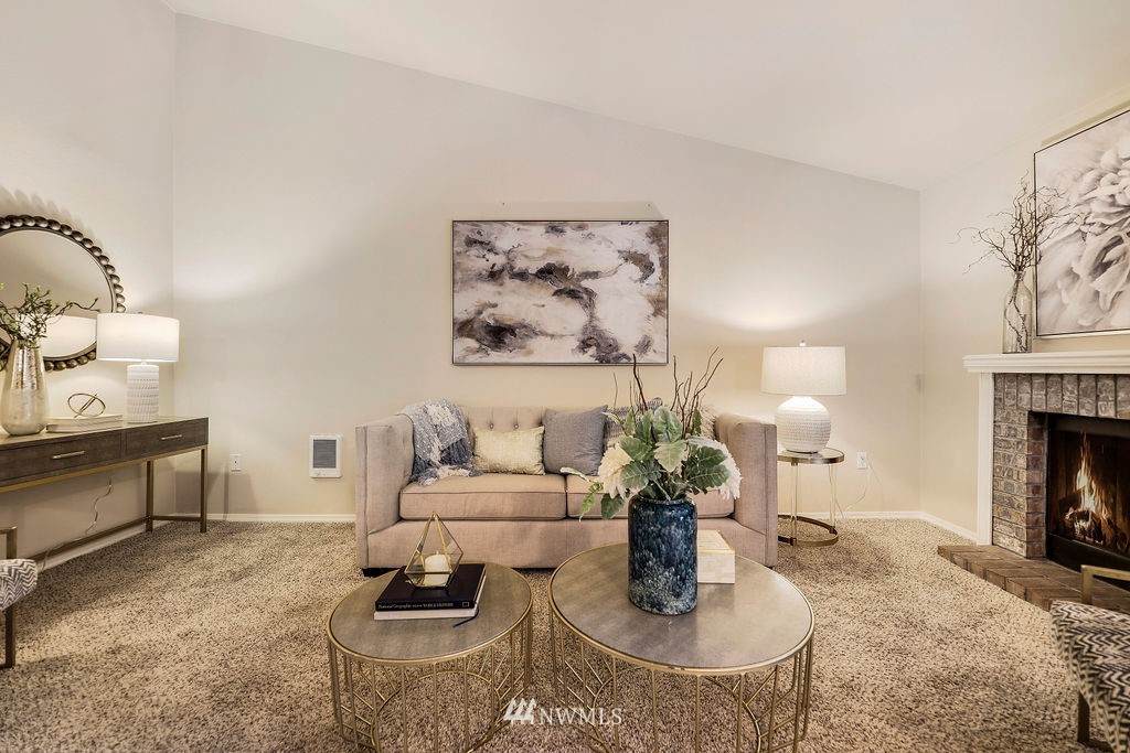 15433 Country Club Dr Drive - Photo 1