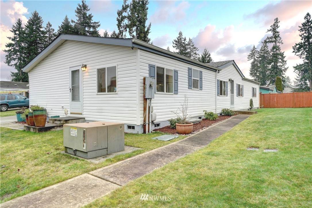 20226 77th Avenue - Photo 1