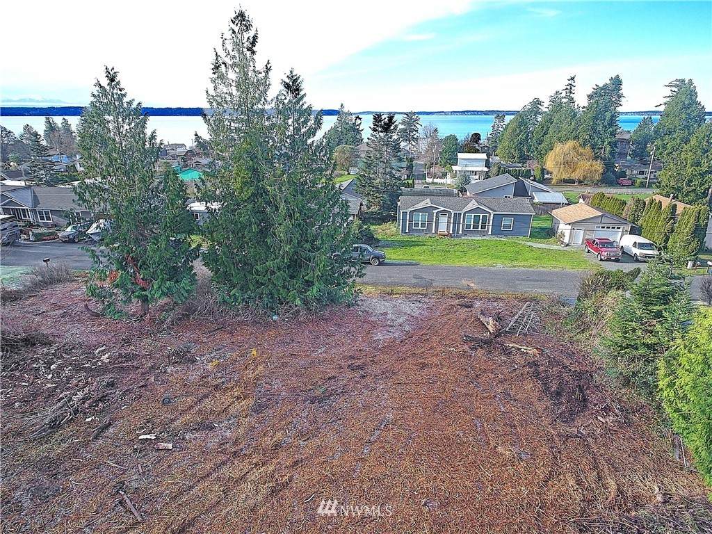 154 Henning Drive - Photo 1