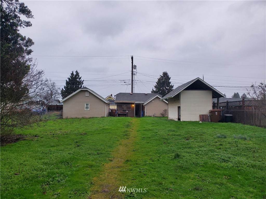 915 Morton Street - Photo 1