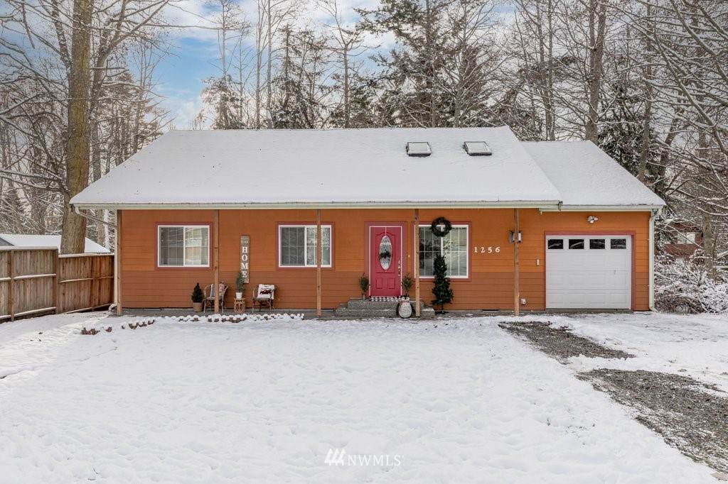 1256 Dewey Drive - Photo 1