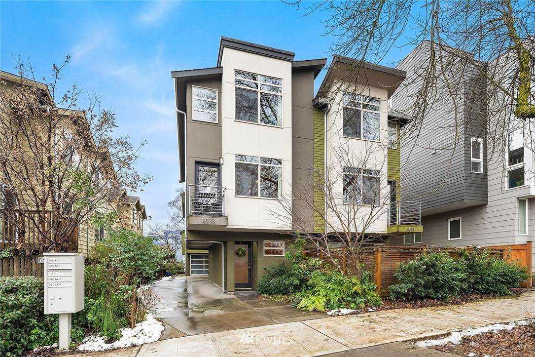 2033 Washington Street - Photo 1