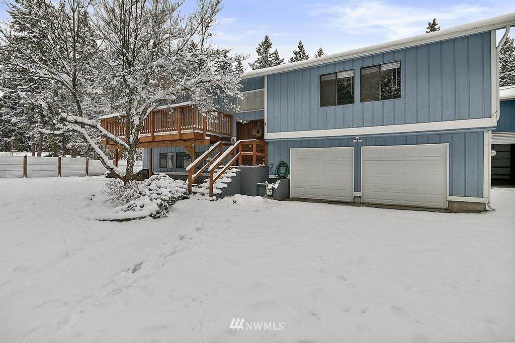 421 Military Road - Photo 1