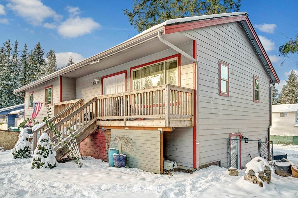 2919 89th Street - Photo 1