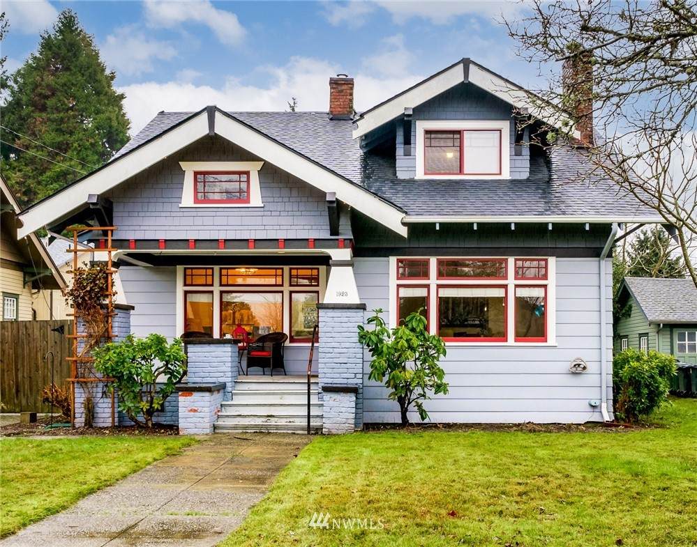 1923 4th Avenue - Photo 1