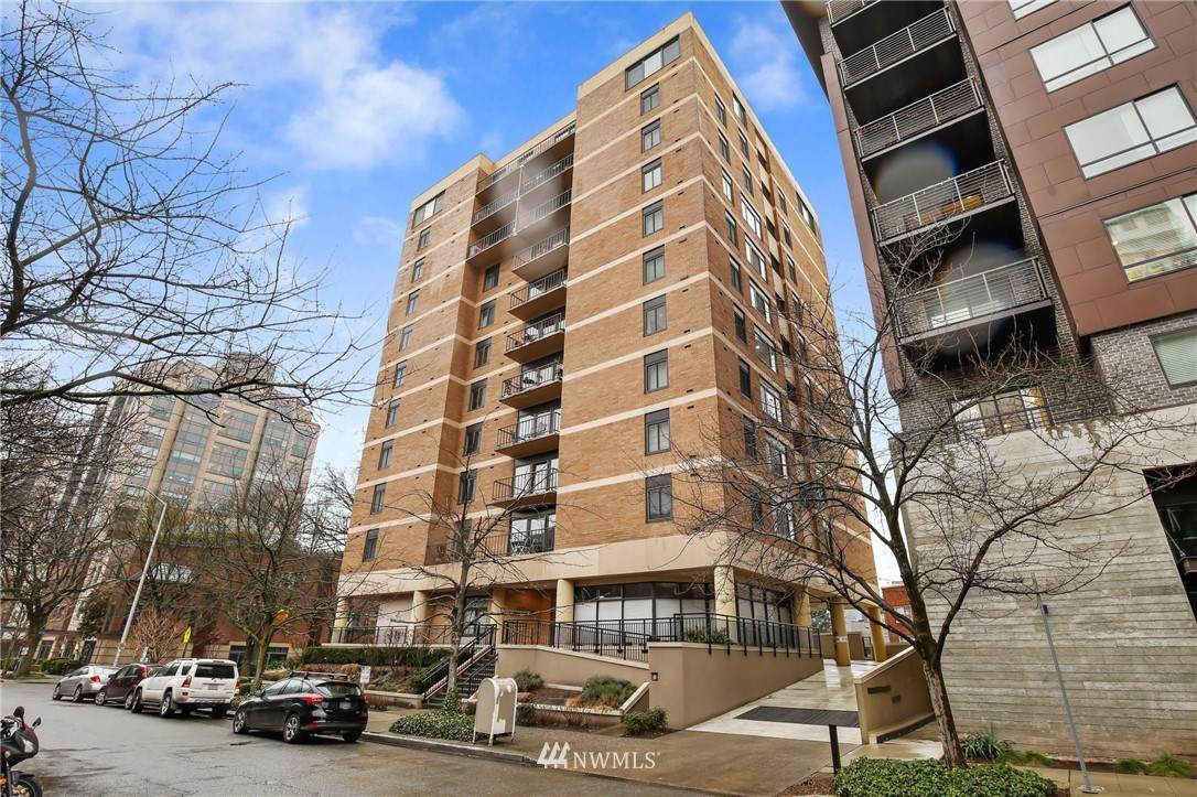 1300 University Street - Photo 1