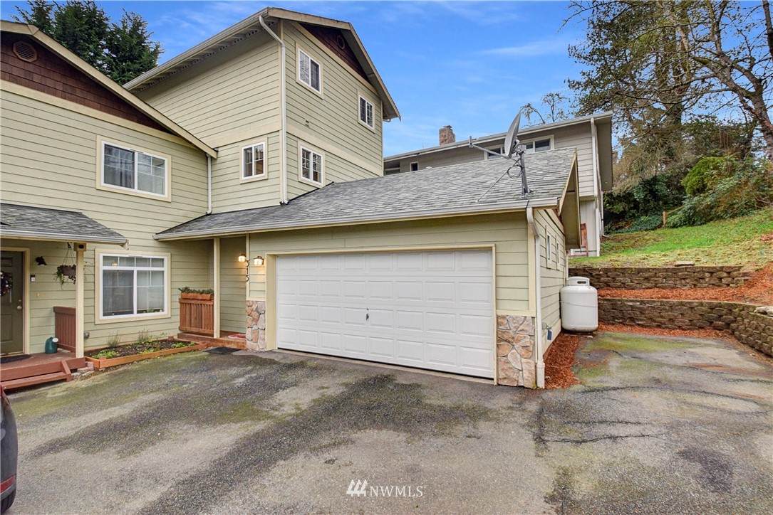 315 Tenth Street - Photo 1