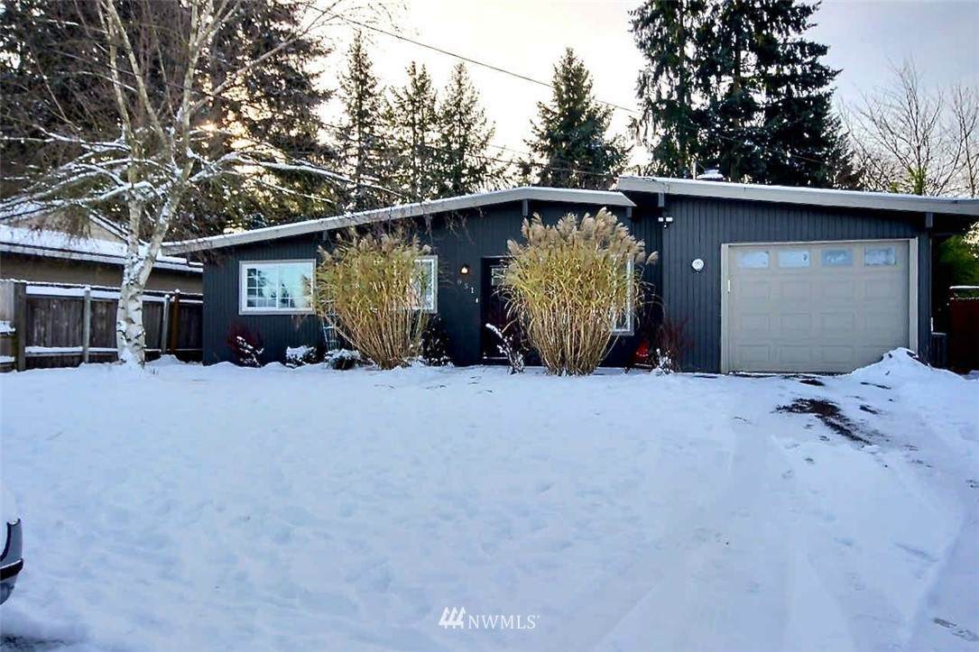 651 188th Street - Photo 1