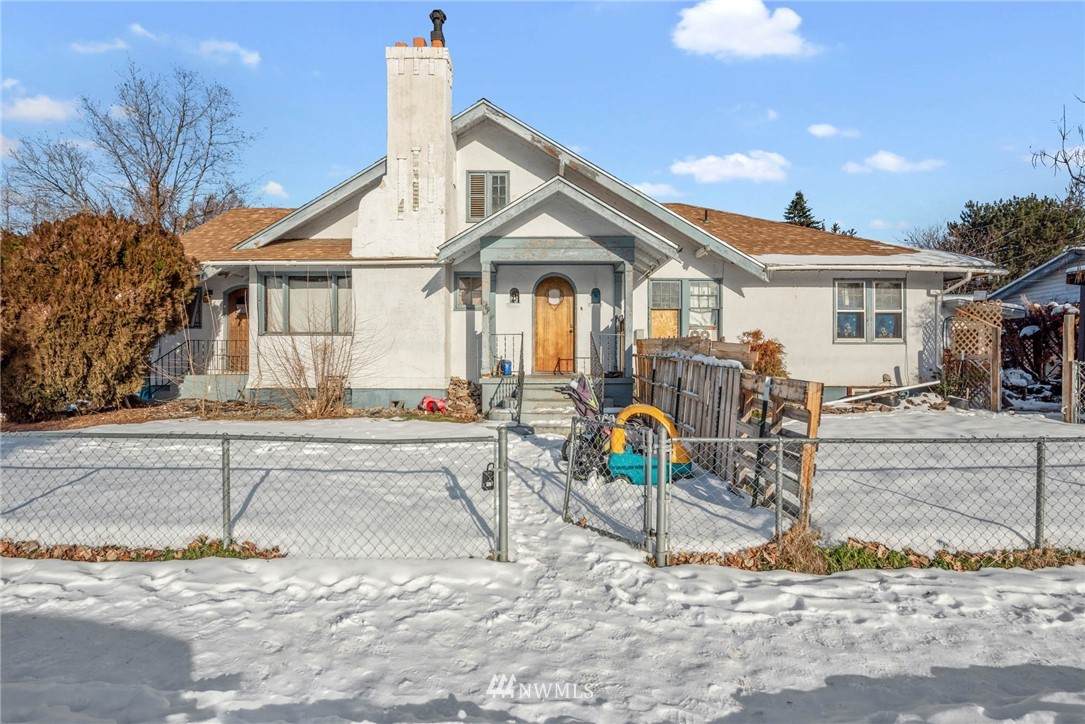 619 Idaho Street - Photo 1