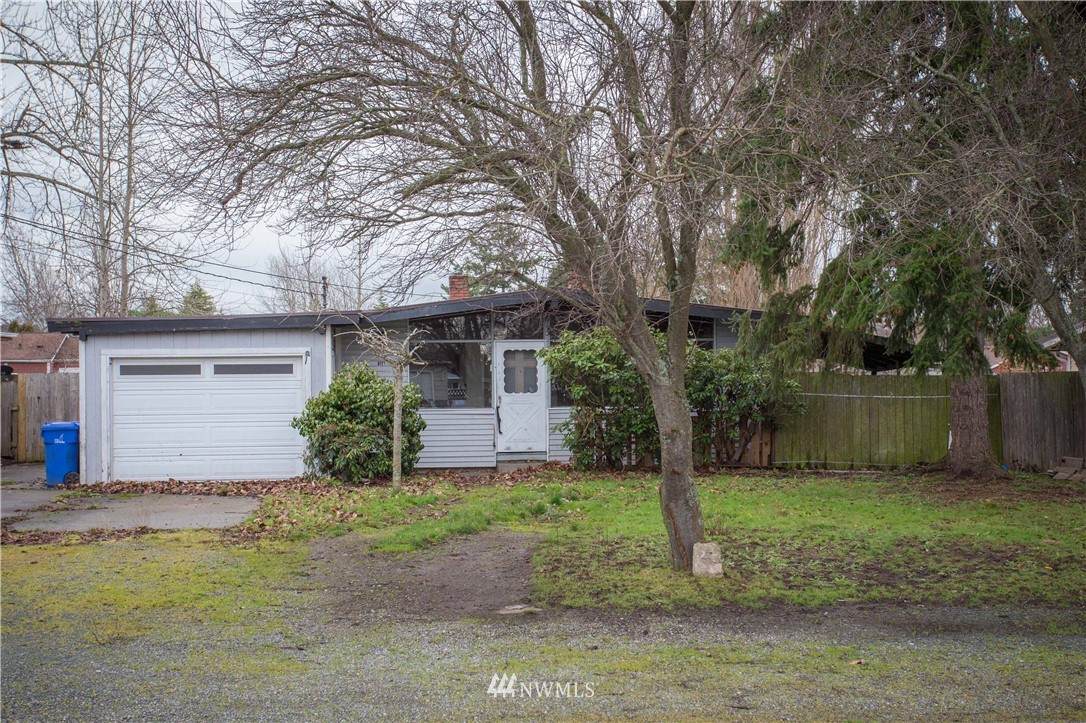 613 6th Avenue - Photo 1