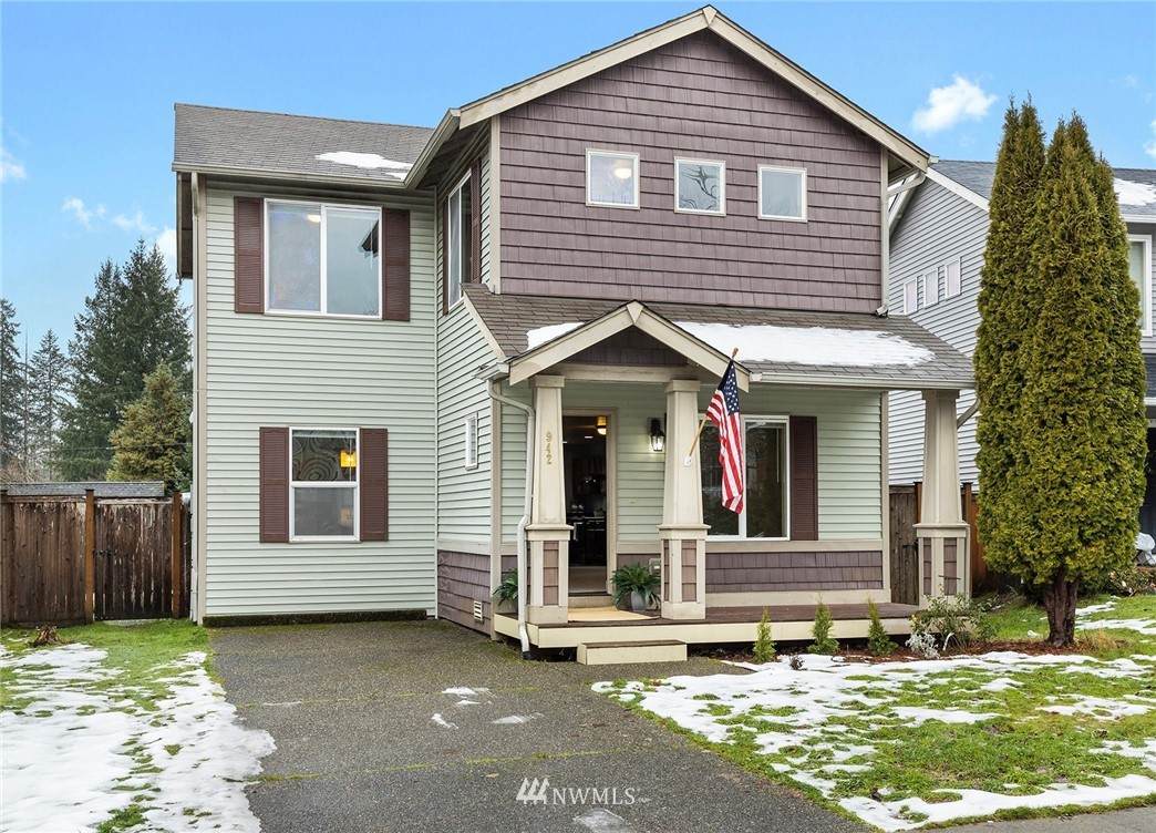 942 G Street - Photo 1
