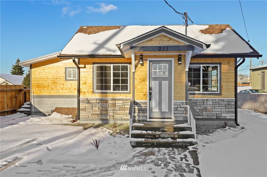 211 80th Street - Photo 1