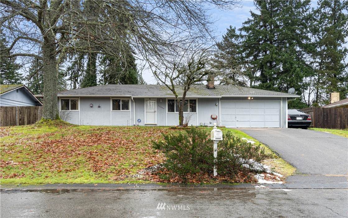 15009 10th Avenue - Photo 1