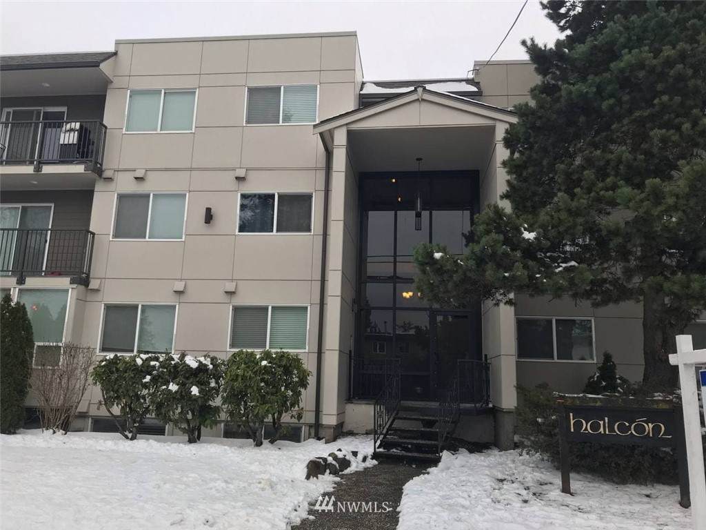 11556 Greenwood Avenue - Photo 1