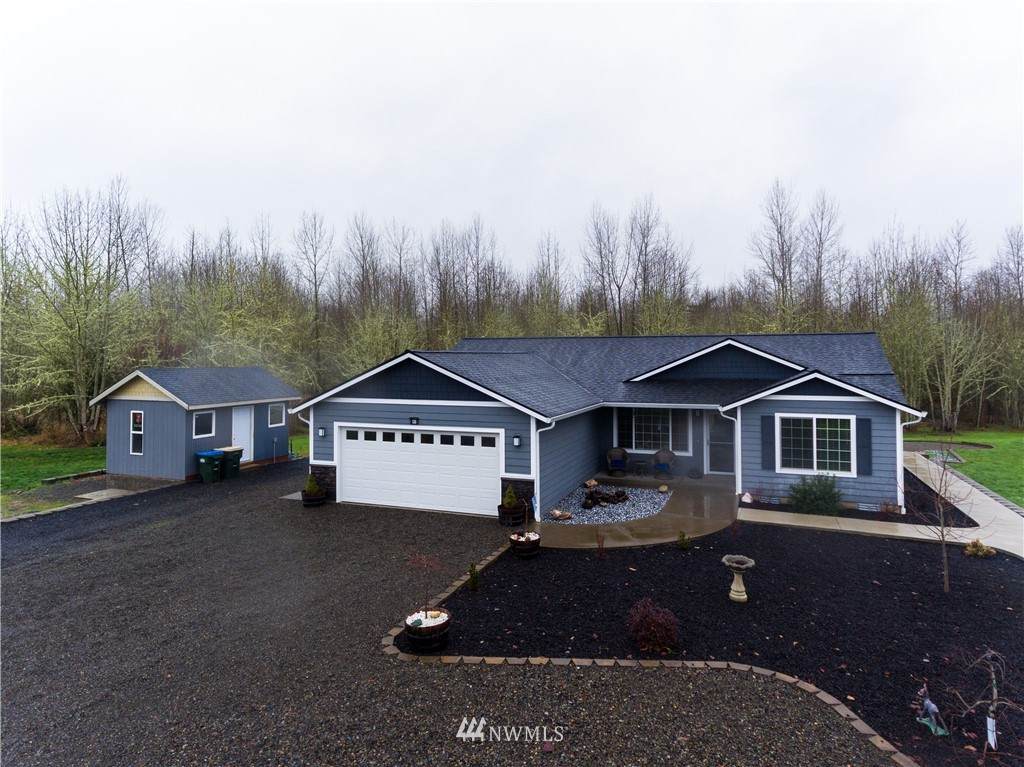 135 Friendship Drive - Photo 1