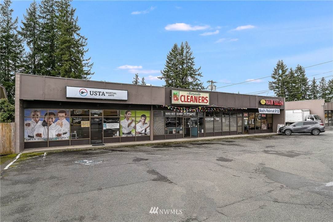 1337 State Ave - Photo 1