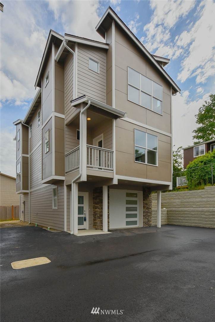14221 9th Place - Photo 1